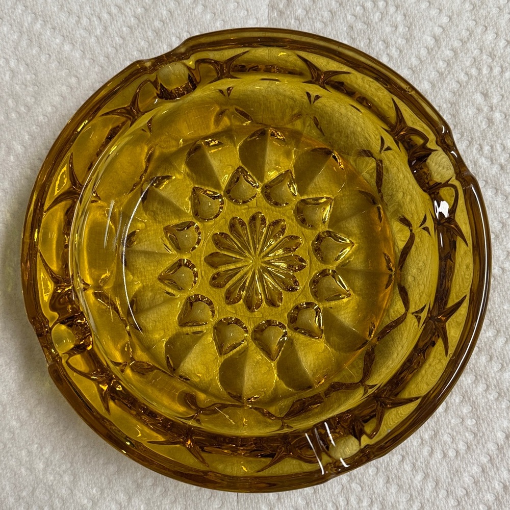 Anchor Hocking vintage Amber Glass ashtray